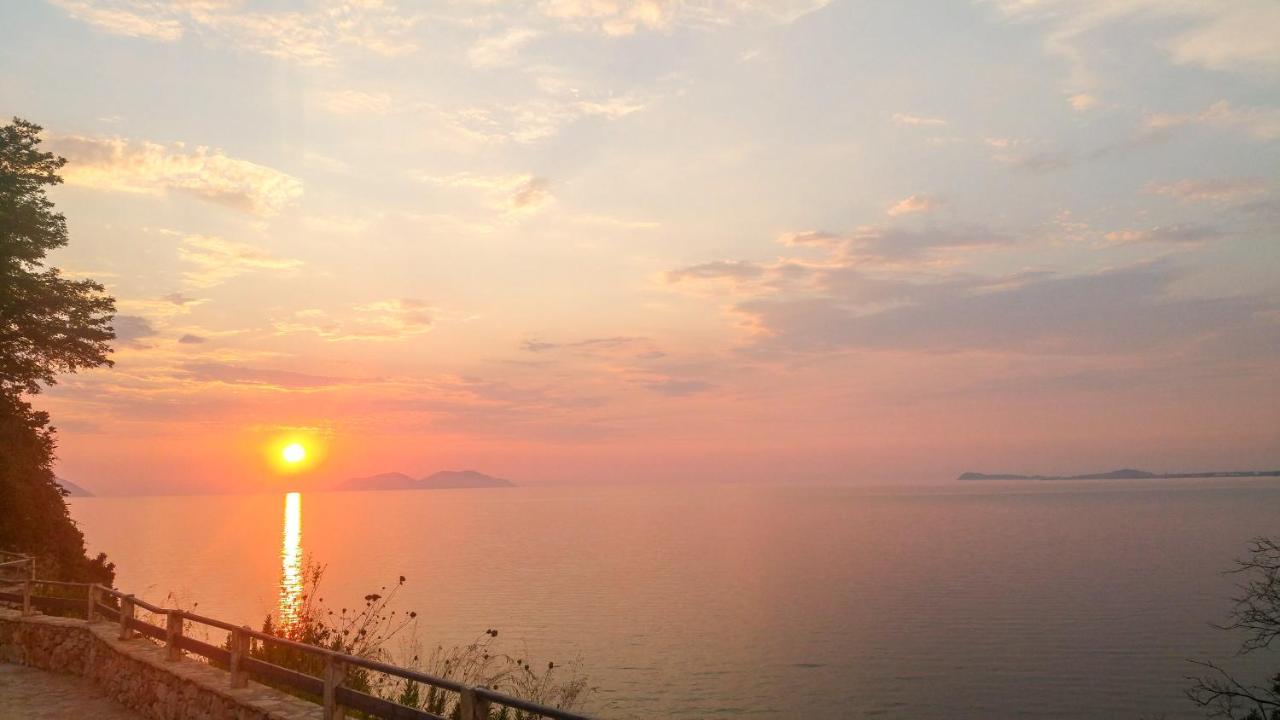 Aqua Holiday Apartments Vlore Luaran gambar