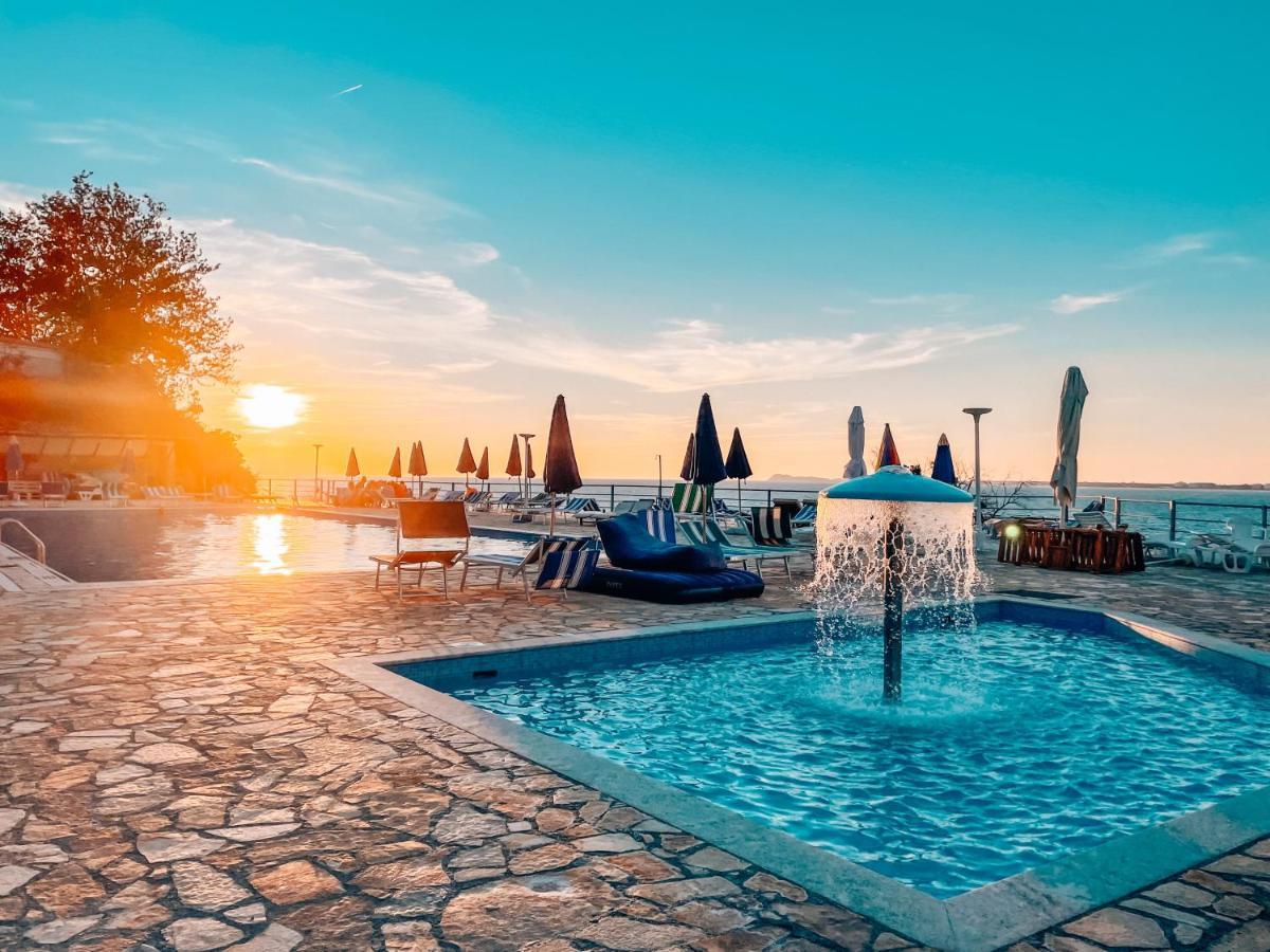 Aqua Holiday Apartments Vlore Luaran gambar